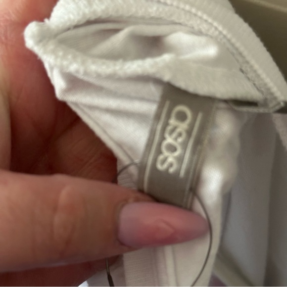 asos curve reversible tee shirt - Picture 4 of 4